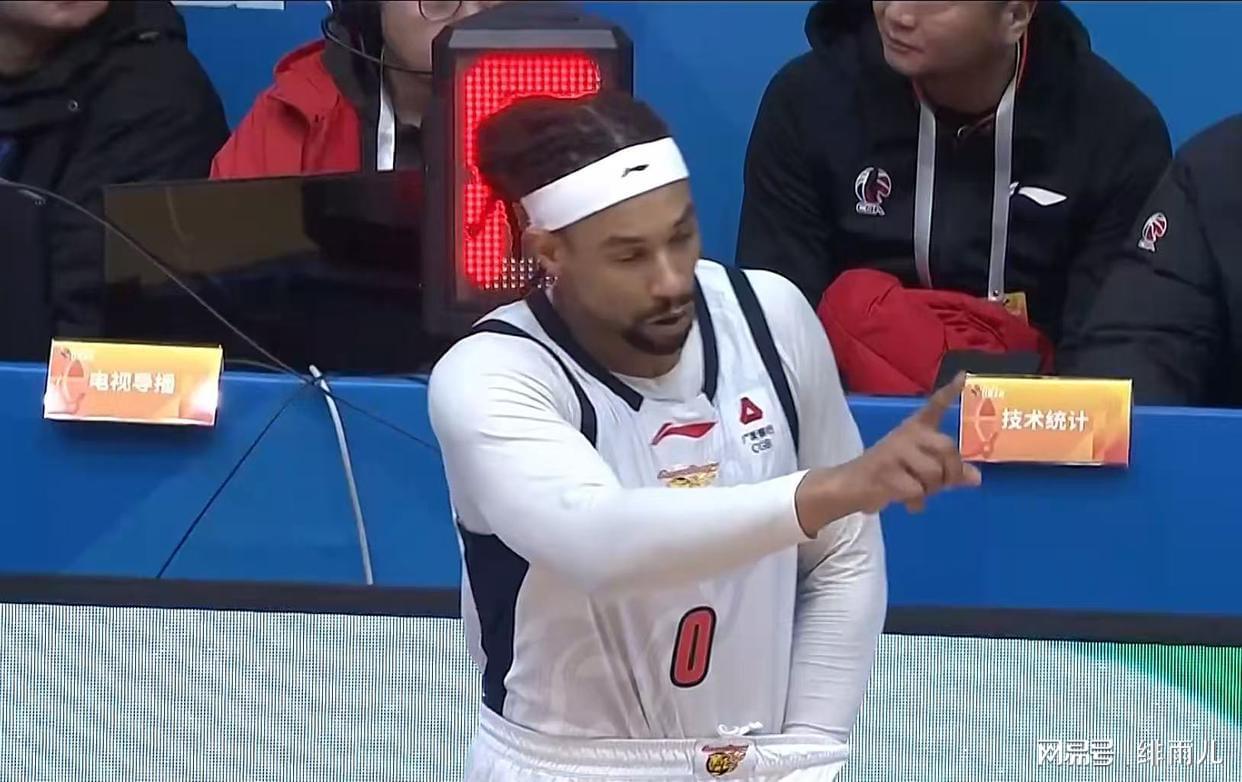 kaiyun-朱芳雨赌对了！广东1米92新后卫打出身价，杜锋为他放弃徐杰？