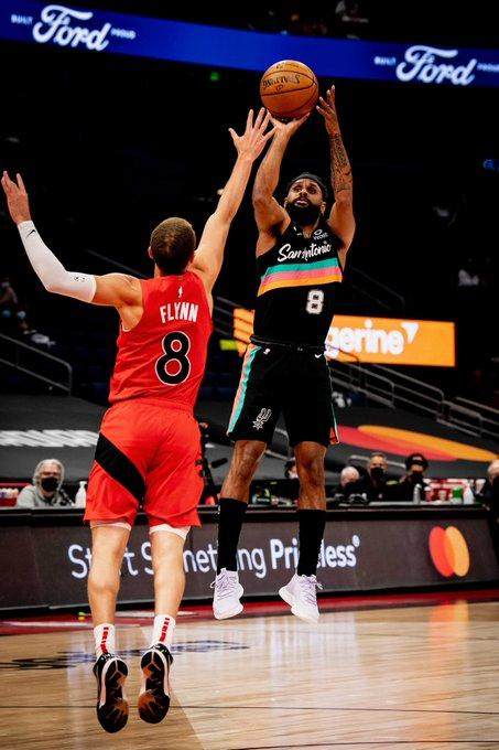 1618467249116084418.jpg Ey-UtRAUUAEwU80.jpg